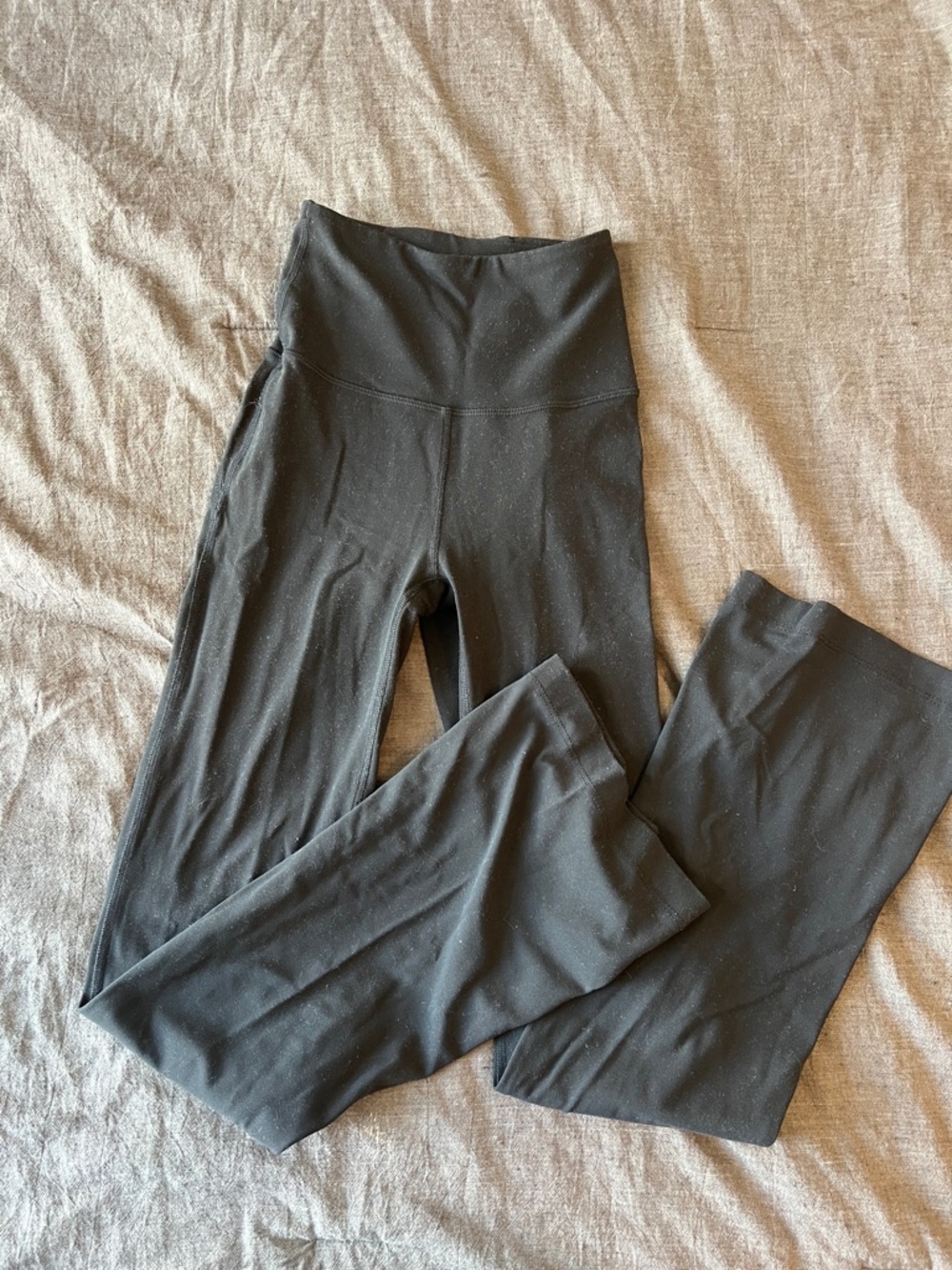 Lululemon Groove High Rise Flare Pant- size 0